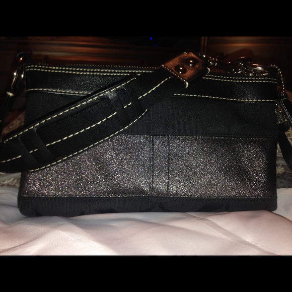 Coach Purse - Picture 2 of 4