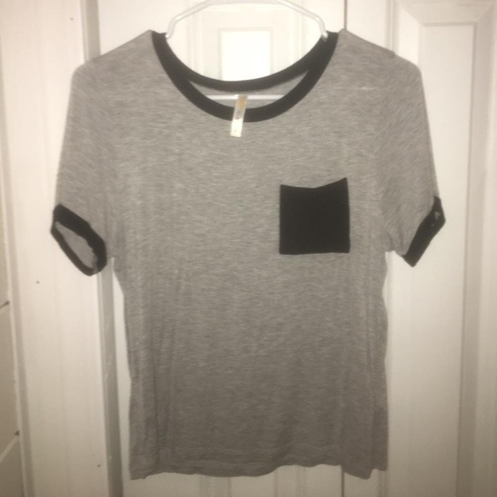 pocket tee