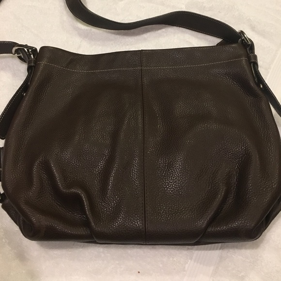 Brown, leather COACH purse. - Picture 1 of 8