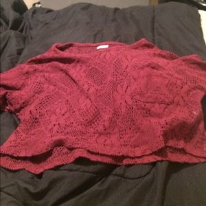 Maroon crop top with front packet and wholes