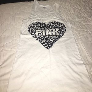 White tank top from pink w. Cheetah