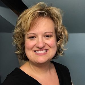 Meet your Posher, Lori beth