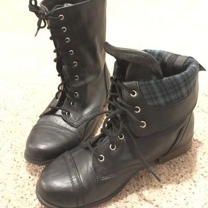 Cherokee Combat Boots