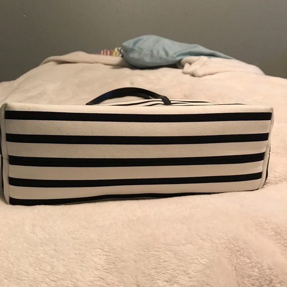Kate Spade "Queen Bee" tote bag - Picture 3 of 3