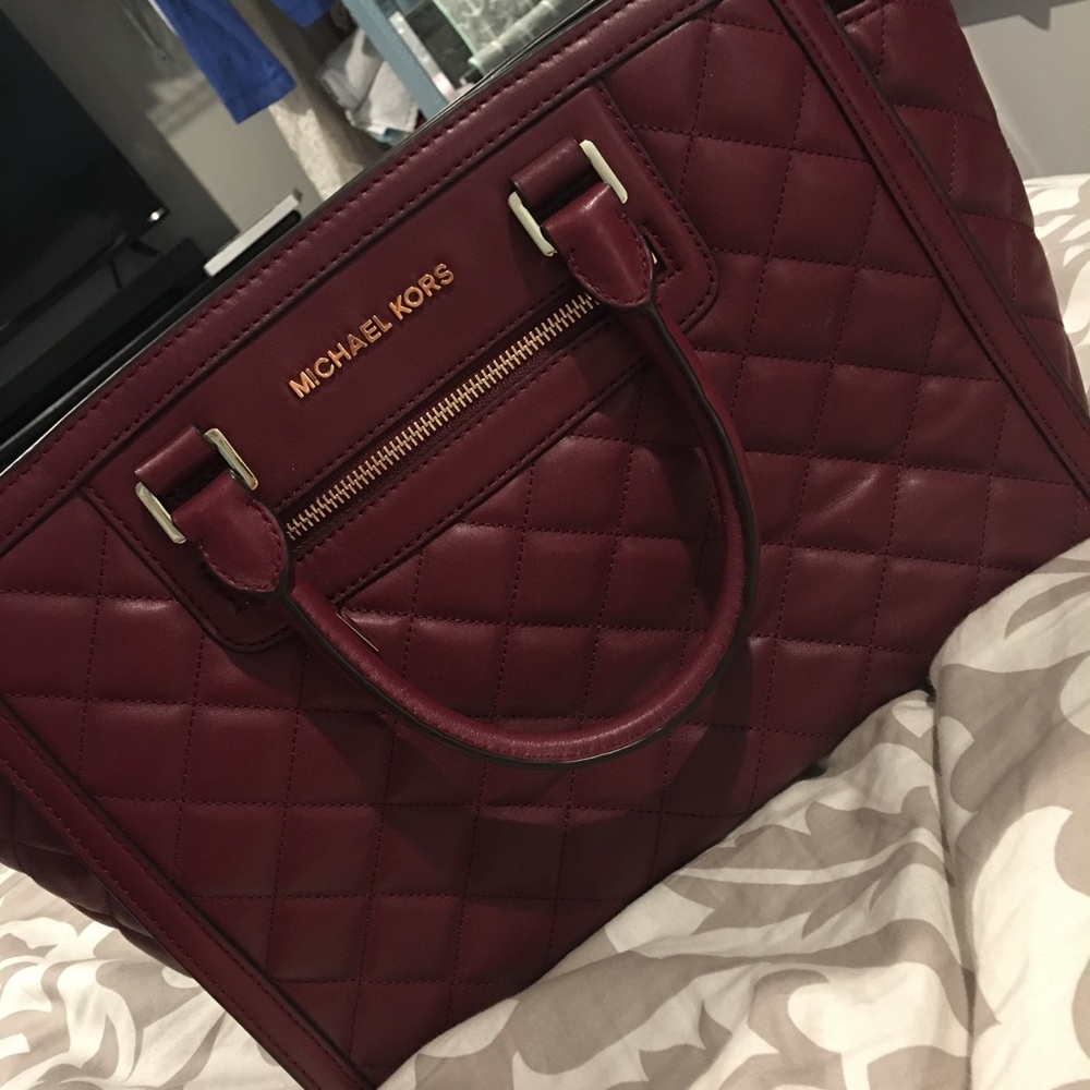 **SOLD** MK Large Quilted Selma Handbag