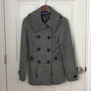 Classic houndstooth coat
