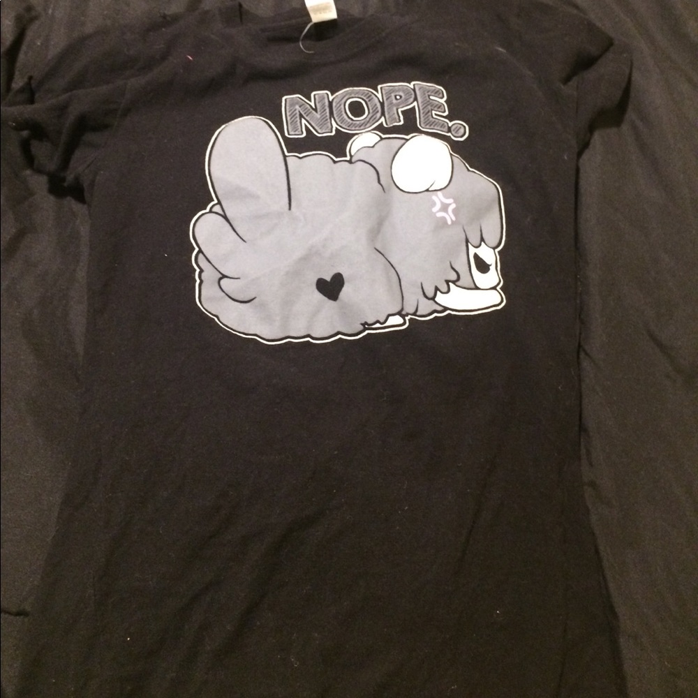 Black t shirt with animal graphic