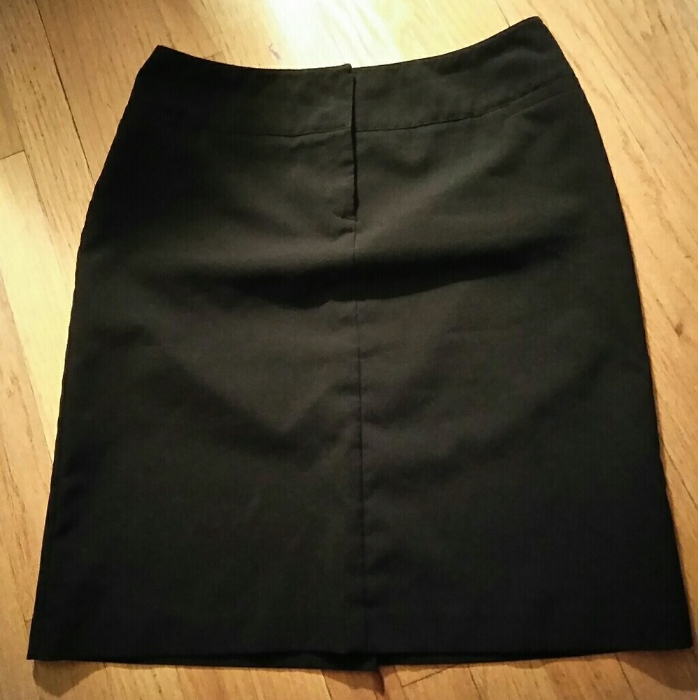 Black pencil skirt