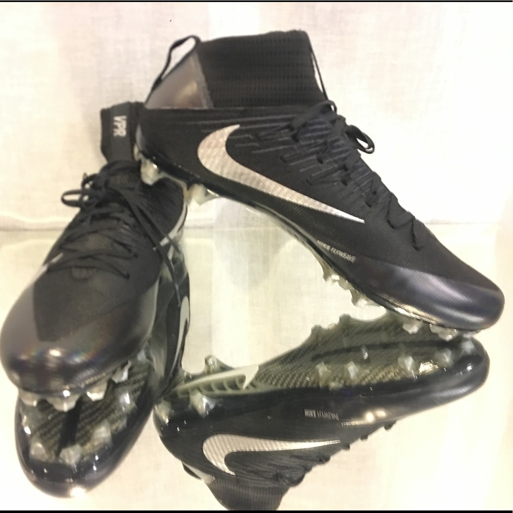 Nike Men's Vapor Untouchable 2 Football Cleats 16