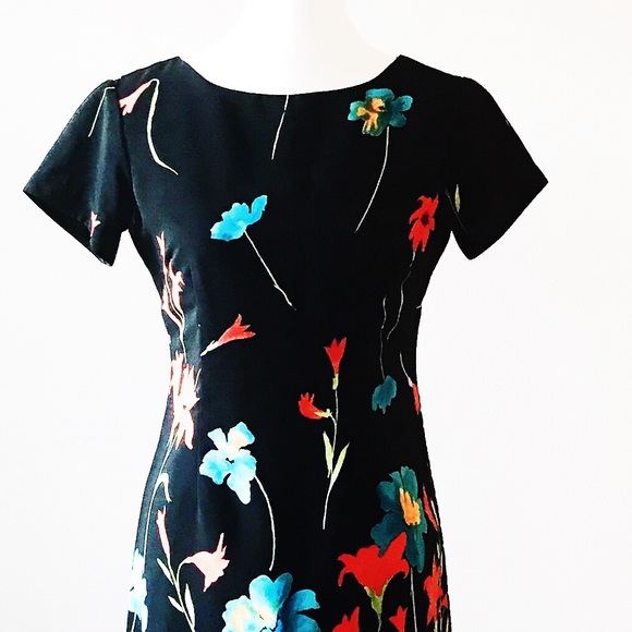 Rabbit designs shift dress - Picture 2 of 3