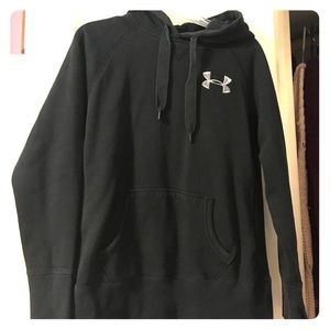 Black Under Armour Sweatshirt