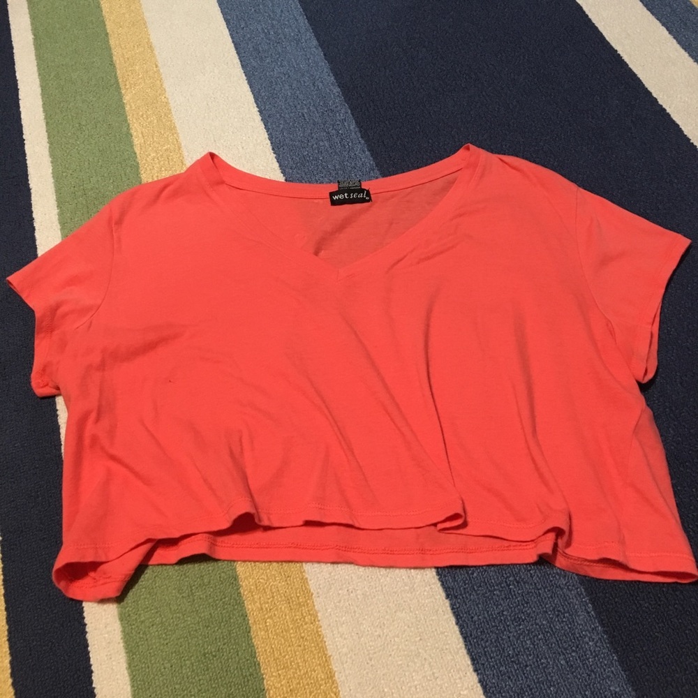 Crop top