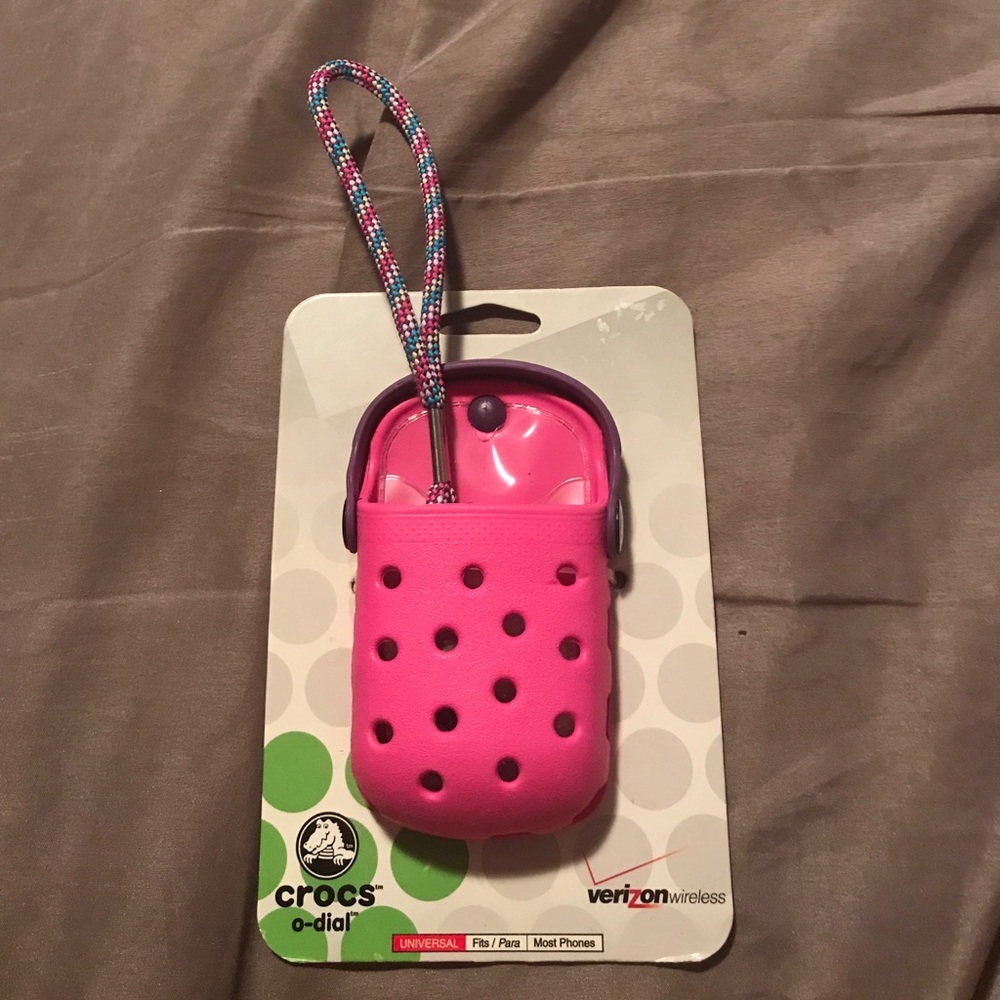 Croc phone case holder