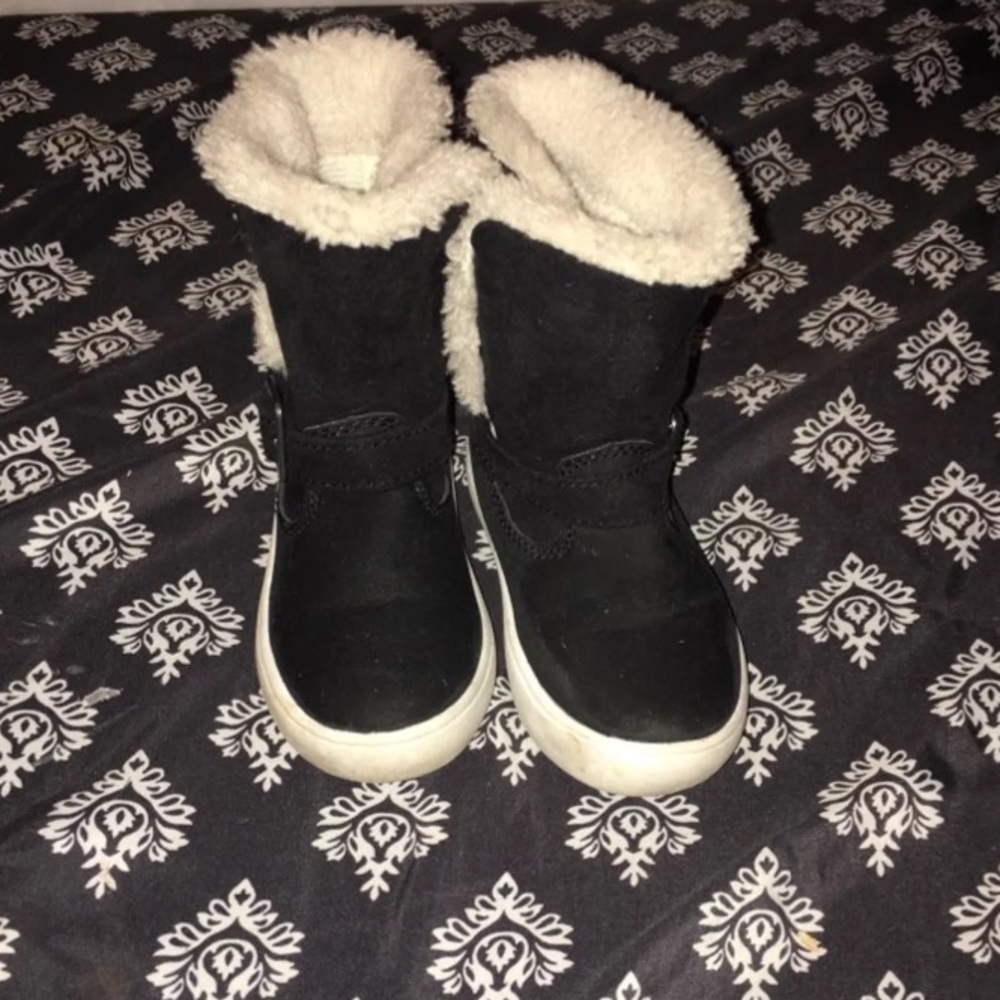 Black &' White Carter Boots