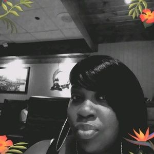 Meet your Posher, Alison