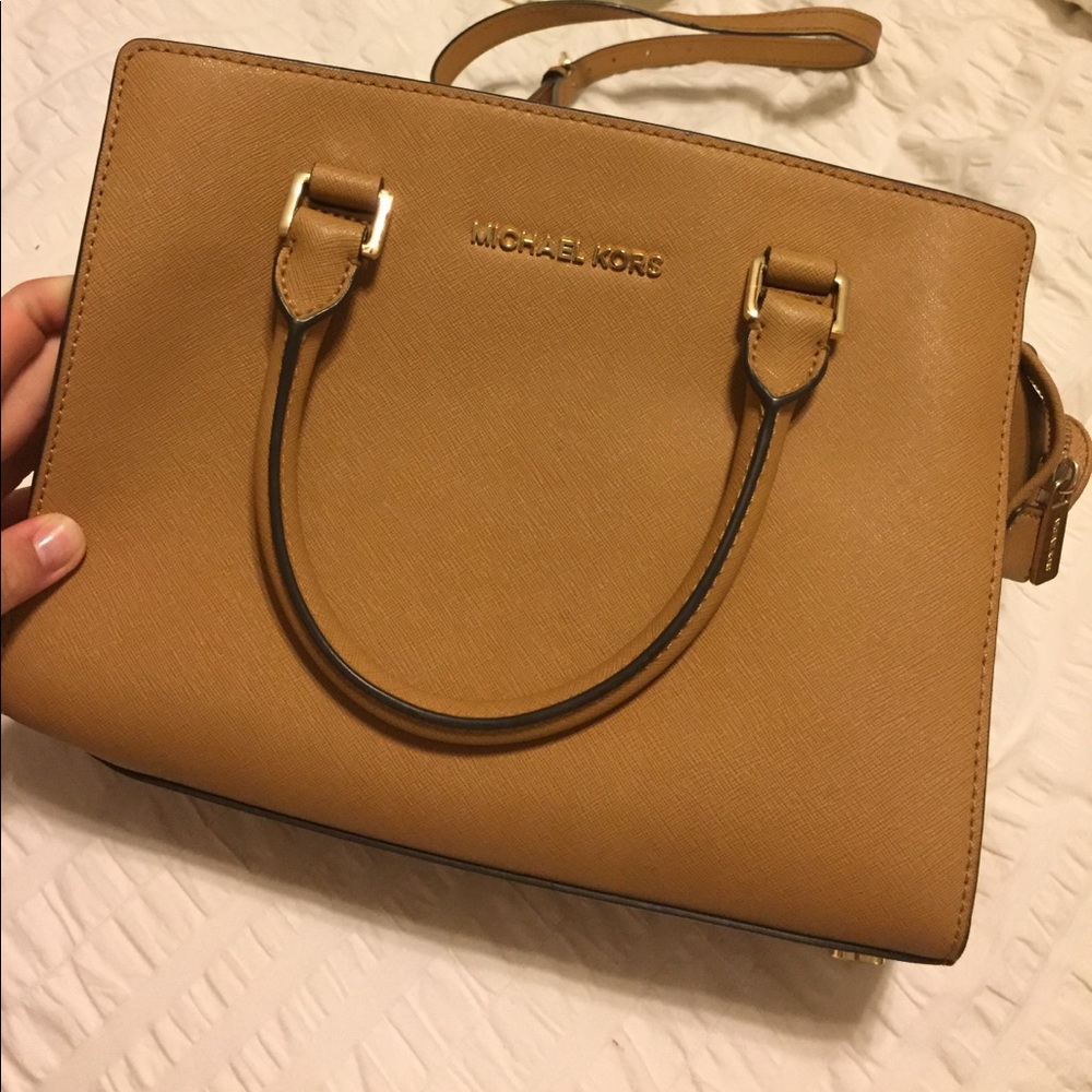 Michael Kors purse