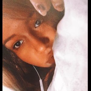 Meet your Posher, Ariana