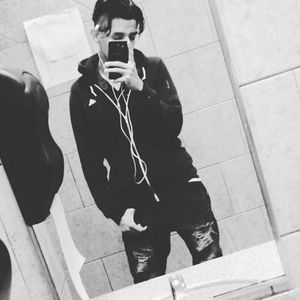 Meet your Posher, Leo