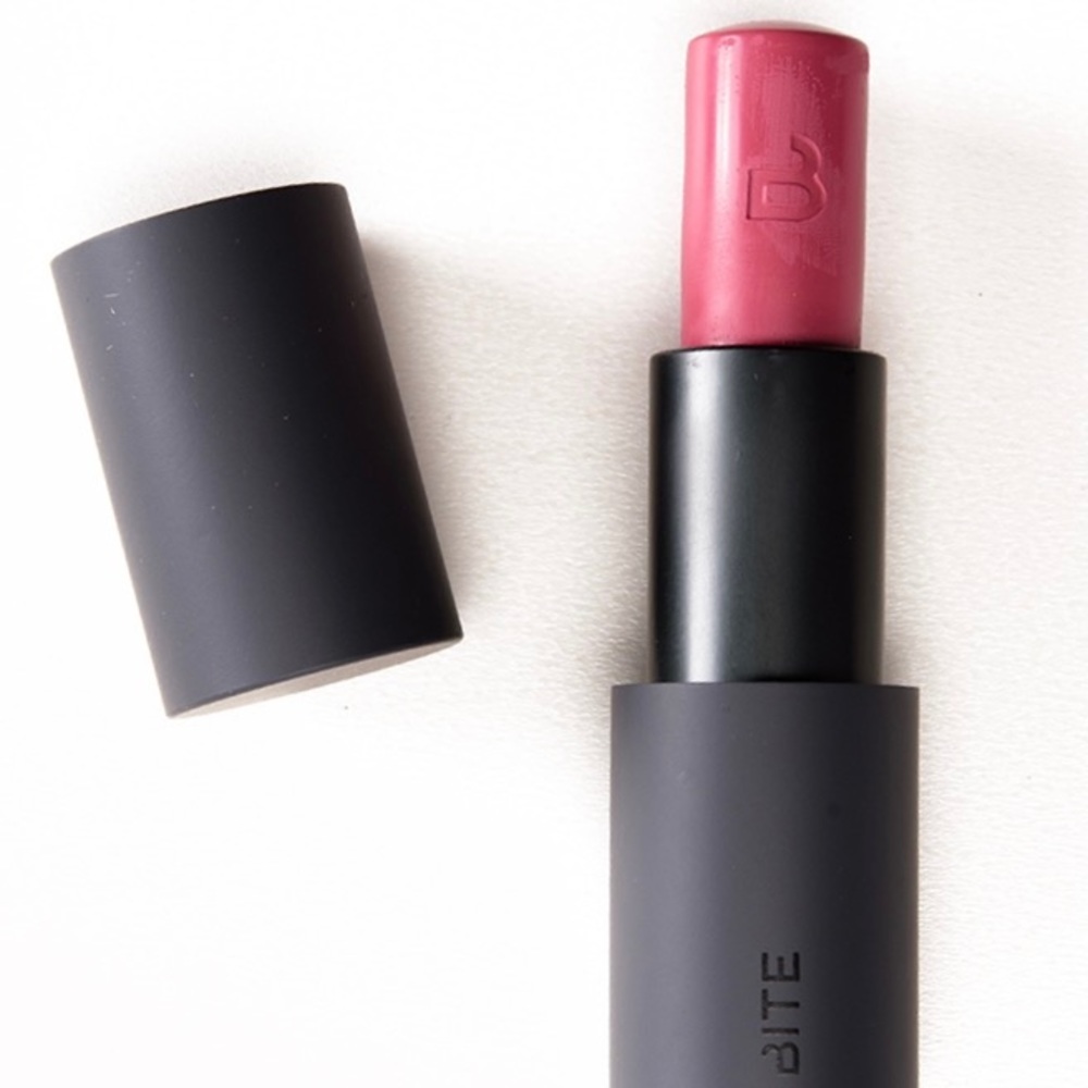 Bite Macaroon Multistick