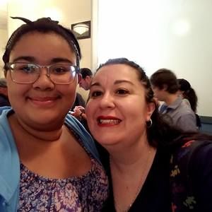 Meet your Posher, Lizzy