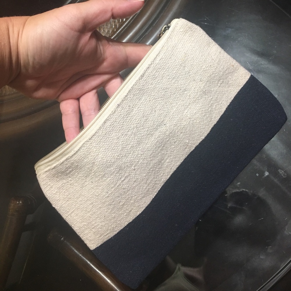 Colorblock Cosmetic Pouch - Picture 3 of 4