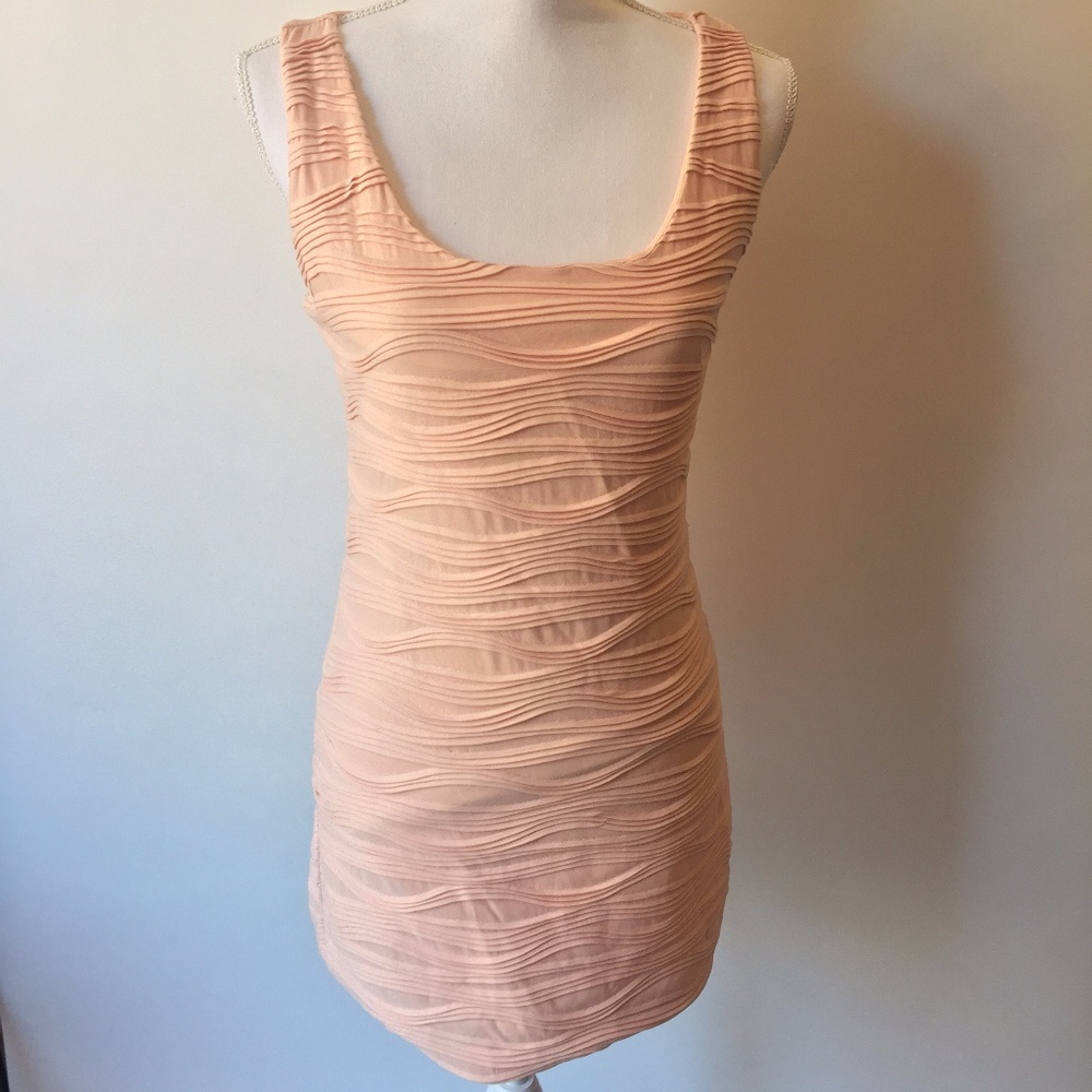 Forever 21 smallBlush pink fitted cocktail dress