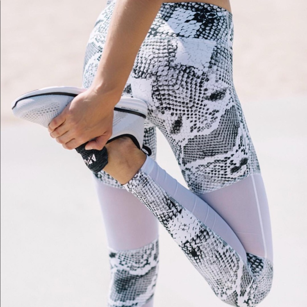 Varley snake print activewear set - size S