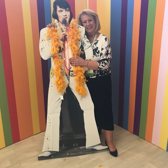 Meet your Posher, Sharrann - Picture 3 of 4