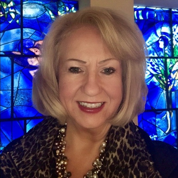 Meet your Posher, Sharrann - Picture 2 of 4