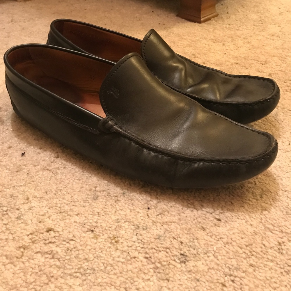 Tods black leather driver (worn)