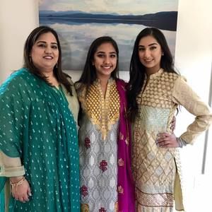 Meet your Posher, Hooreya