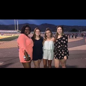 Meet your Posher, Abby