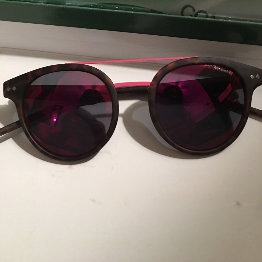 Polaroid (polarized) sunglasses