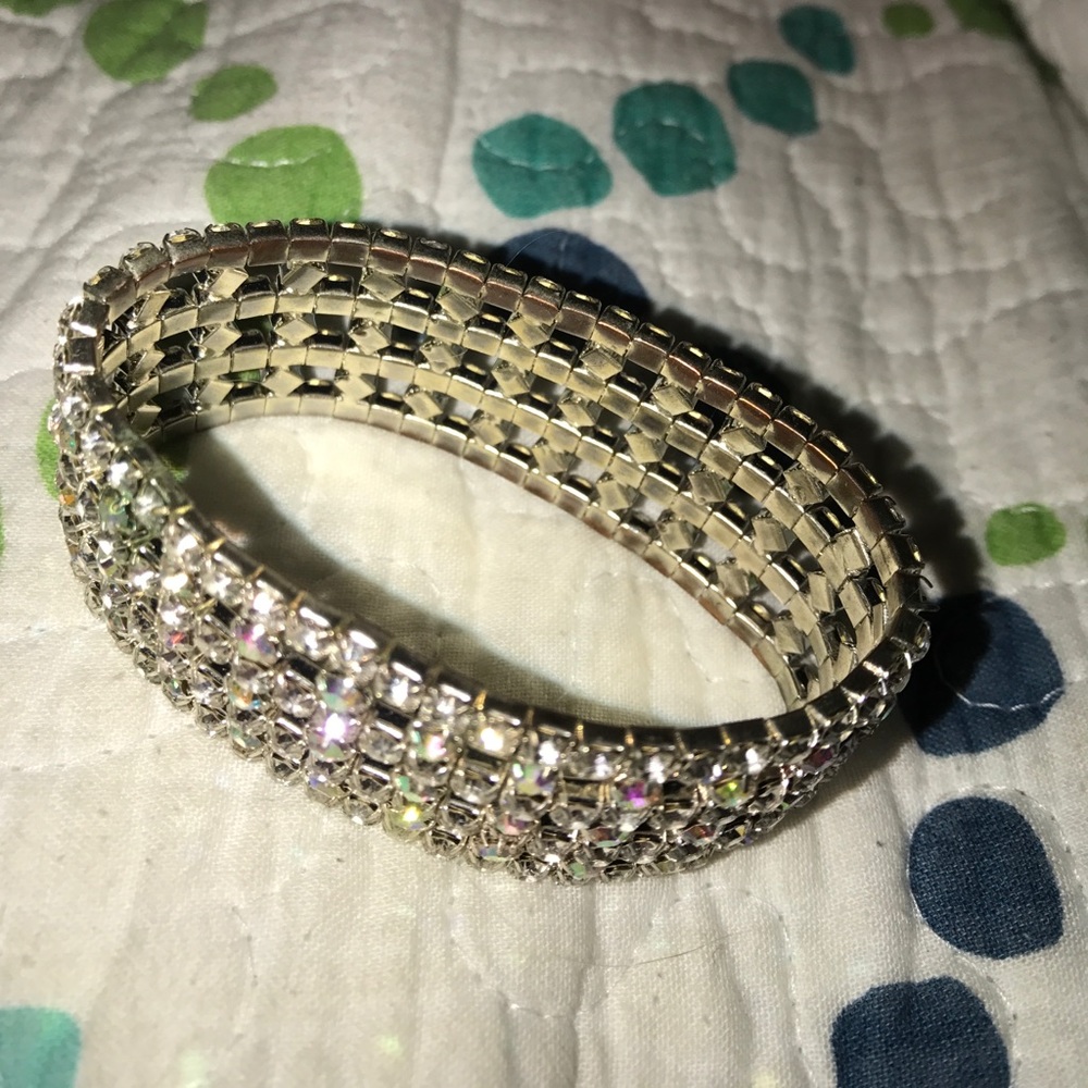 Beautiful gem Bracelet