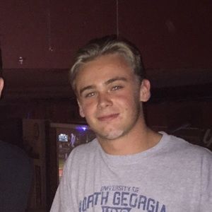 Meet your Posher, Chase