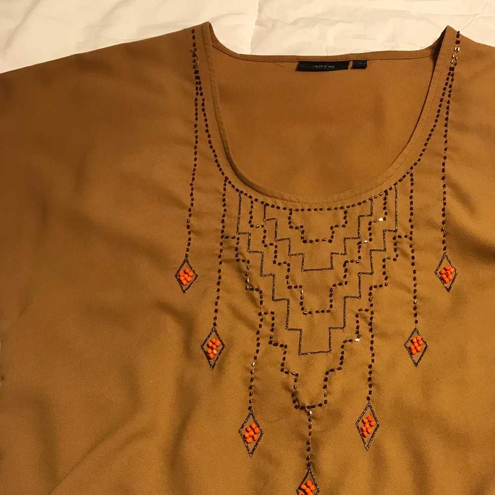 Gold Short Sleeve Blouse (small snags in photos)