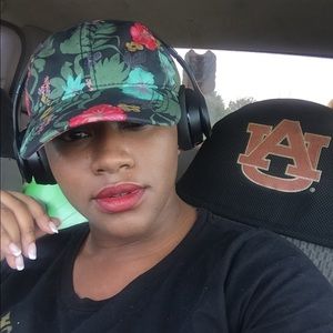 Meet your Posher, Jasmine