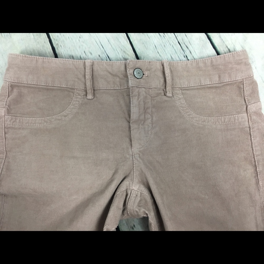 London Jean Size 4 Short Tan Corduroy Skinny Leg