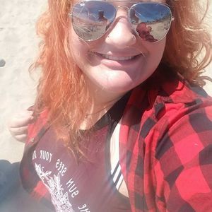 Meet your Posher, Mia