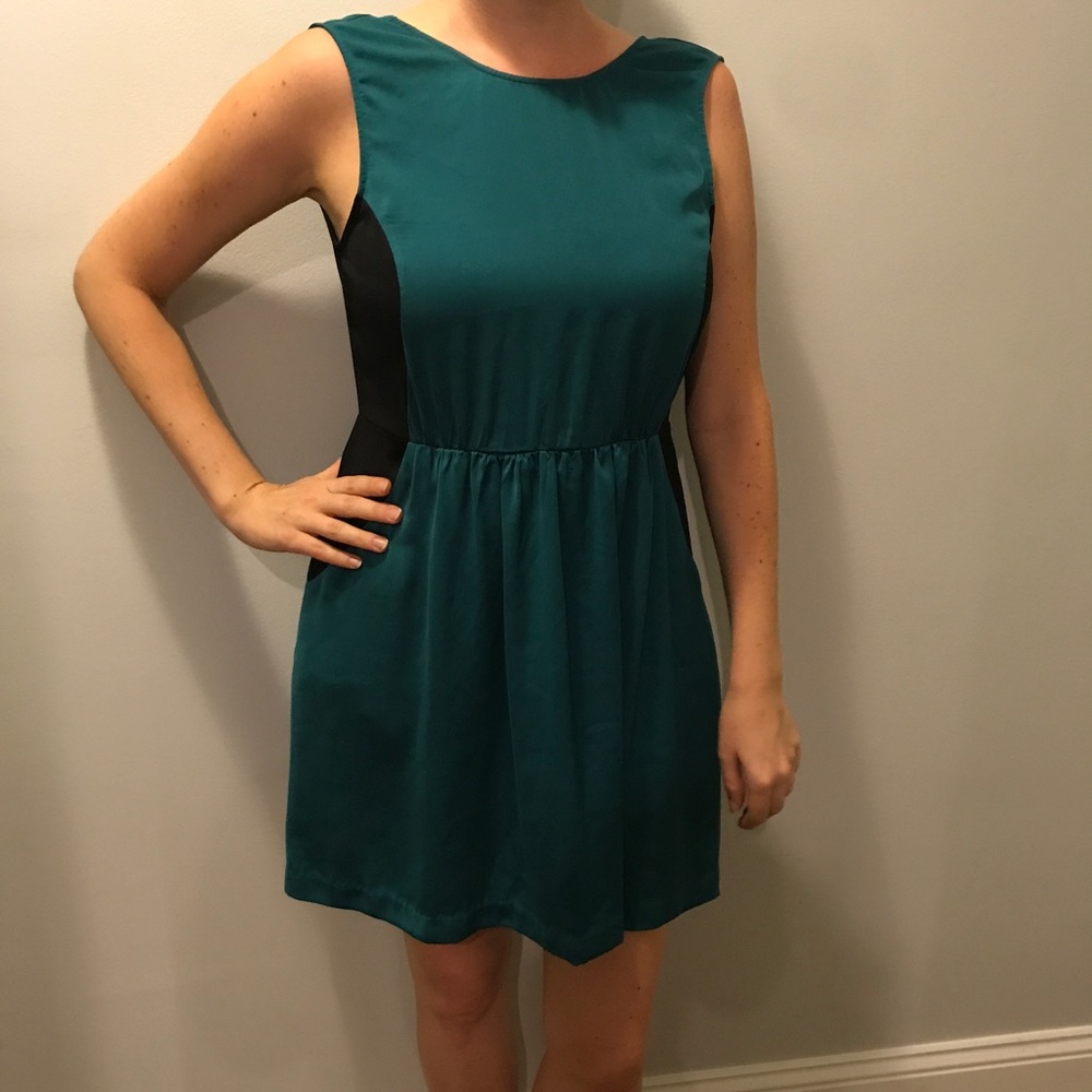 Urban Outfitters Silence + Noise Green/Black Dress