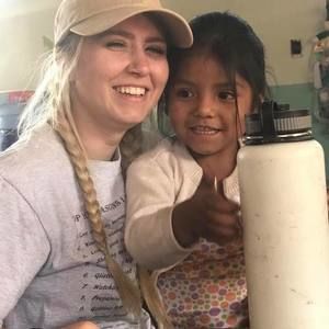 Meet your Posher, Naomi