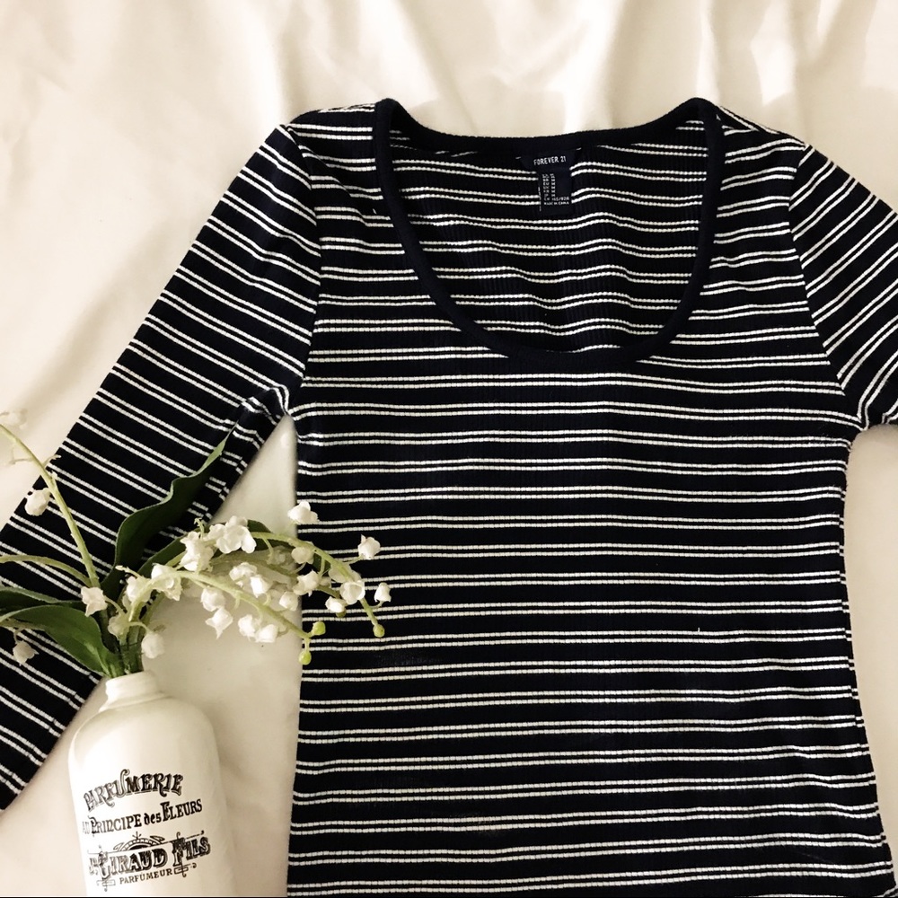 STRIPED F21 TOP