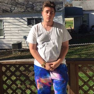 Meet your Posher, Jeffrey