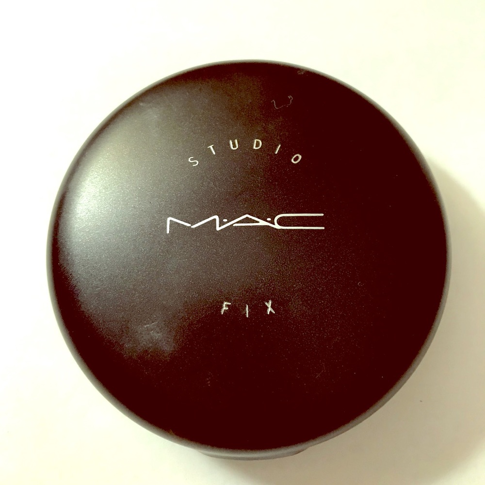Mac Studio Fix Powder Foundation NW 48- Used