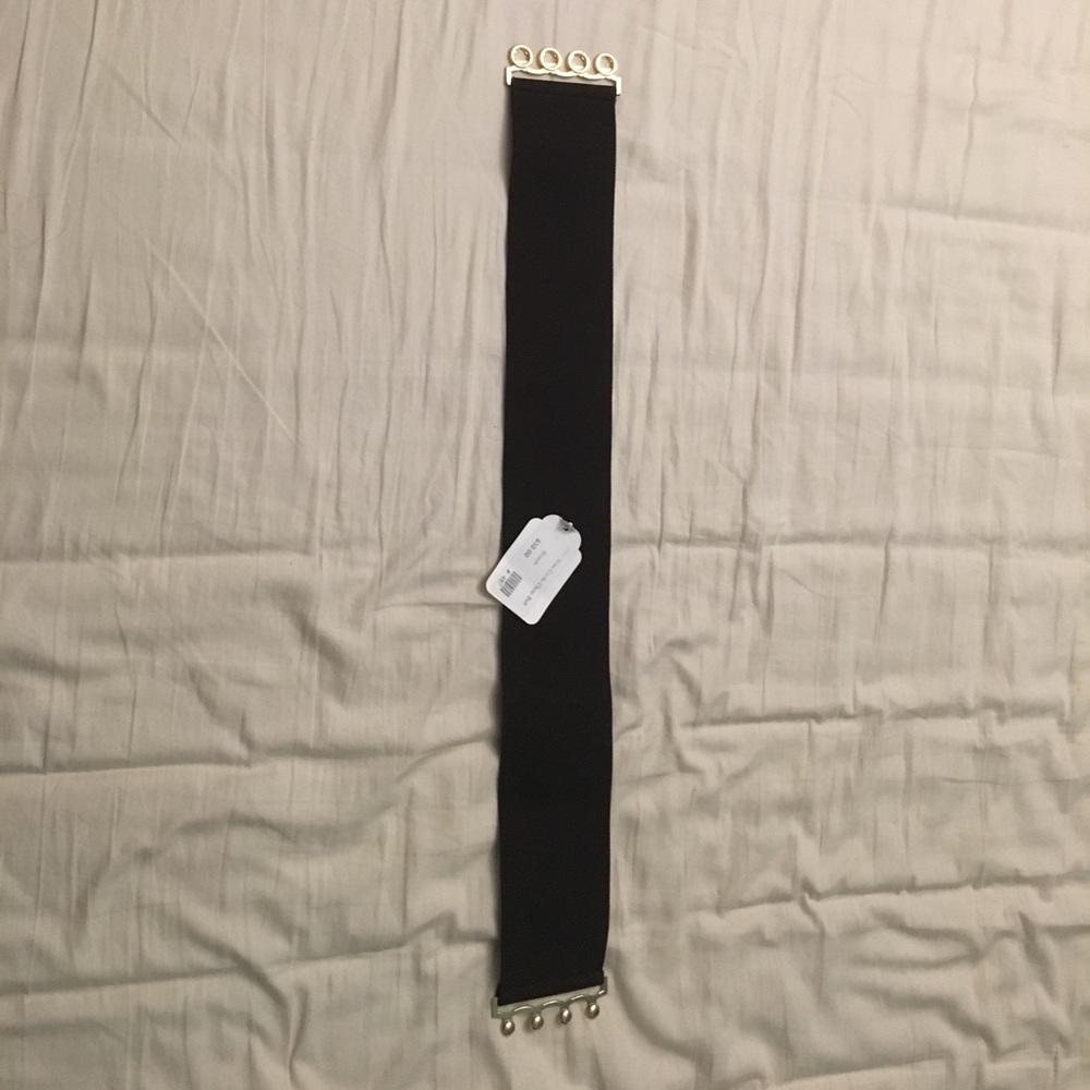 Dark brown belt