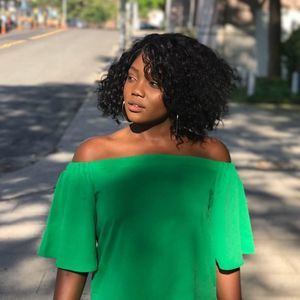 Meet your Posher, Erica
