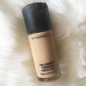 MAC Prolongwear (NW15)