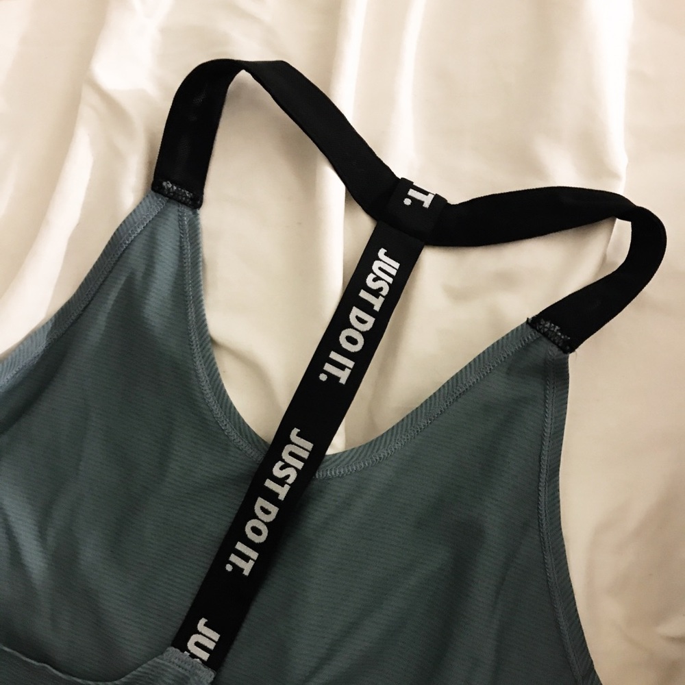 Nike athletic top