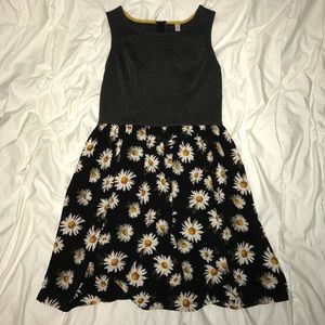 Daisy dress