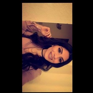 Meet your Posher, Alondra